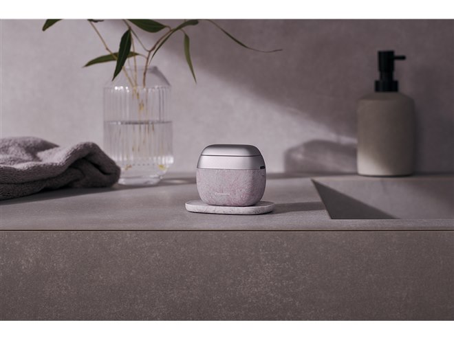 パナソニック、70周年記念モデルの「ラムダッシュ パームイン ES-PV70