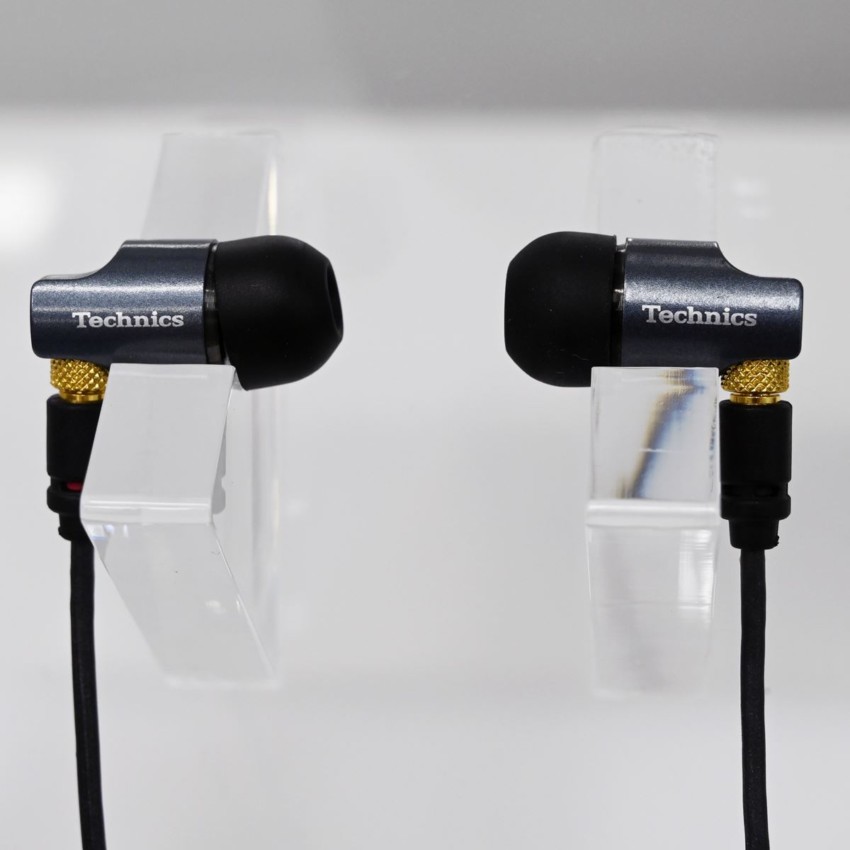 Technics初のイヤホン「EAH-TZ700」発表。ダイナミック1発で超低域から