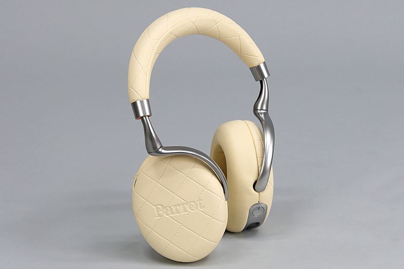 ワイヤレス充電対応でUSB DAC内蔵のBluetoothヘッドホン「Parrot Zik 3