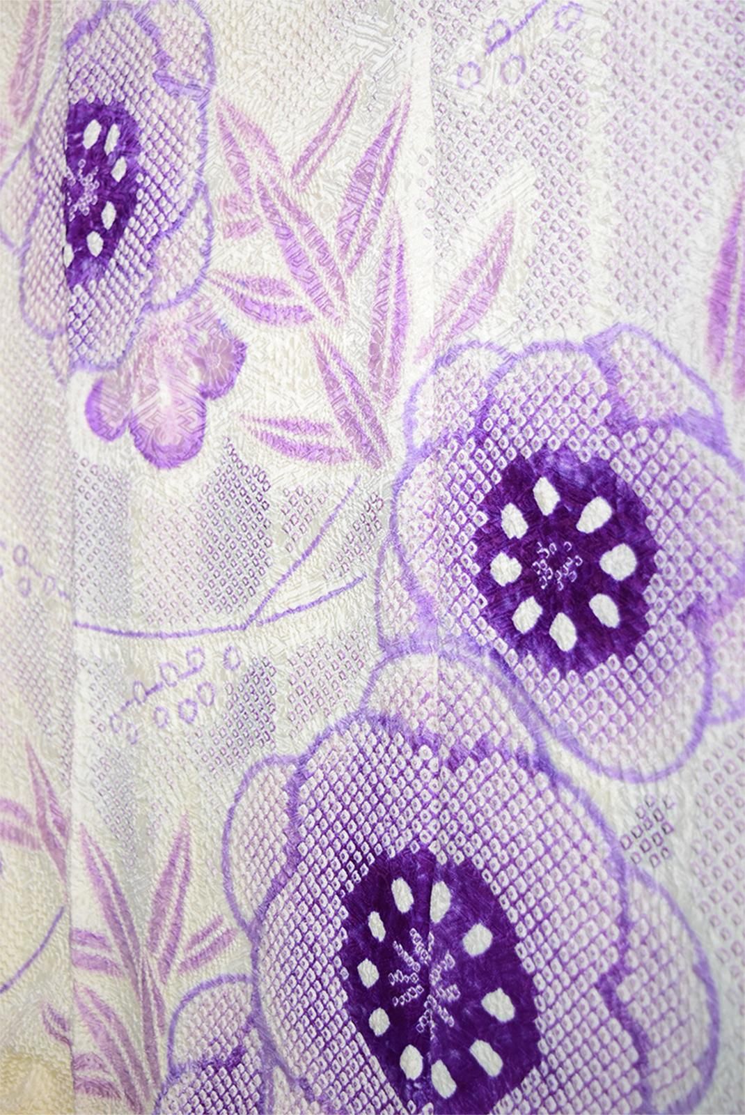 振袖と帯セット（梅花薫る淡雪総絞り） - アンティーク着物