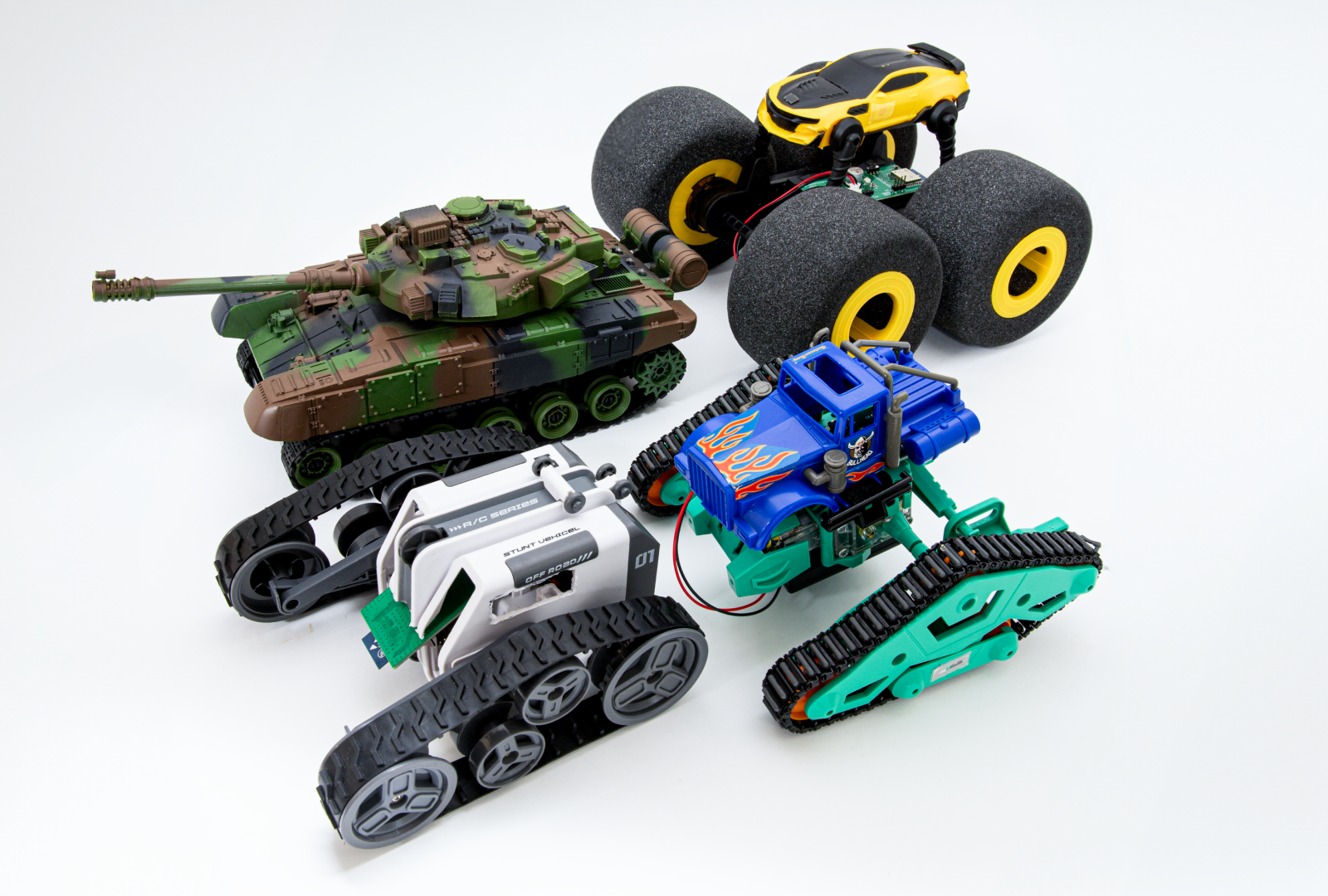 ミニHack！～ミニ四駆・スマホリモコン化キット～ - Cerevo official store