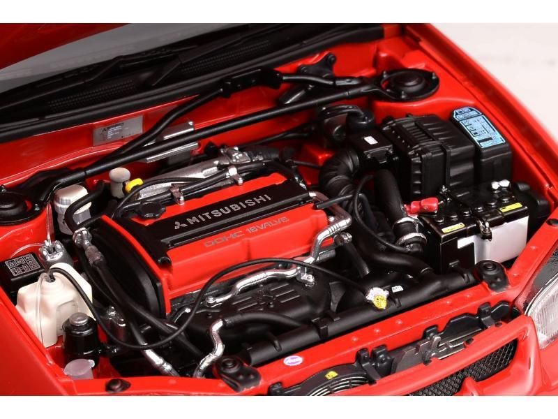 モーターヘリックス】 1/18 三菱 ランサーエボリューション IV