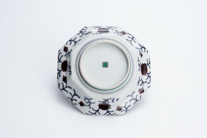 九谷焼/飾り皿】名匠シリーズ 色絵山水 八角皿(皿立付)/三代為吉