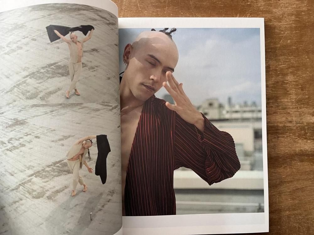 hinism（ ヒニスム）11 - books used and new, flower works