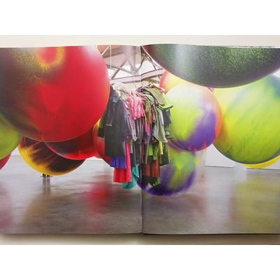 カタリーナ・グロッセ【Katharina Grosse】 - 京都にある、美術洋書