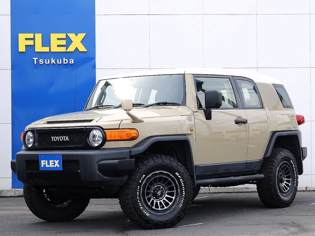 トヨタ FJクルーザー 4.0 4WD(H27年式,8.3万km) | FLEX