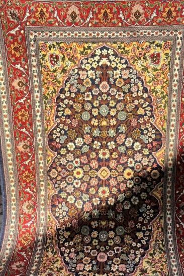 オールド絨毯/トルコ絨毯・ニーデ・チャマルド/約207×117cm - 手織り