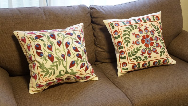 ウズベキスタンのスザニ クッションカバー-19- シルクロードキャラバン