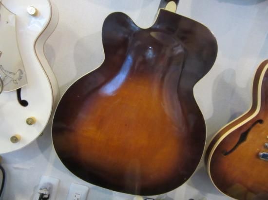 KAY K1 50年代KAYの渋い17インチアーチトップ！リフレット済みで