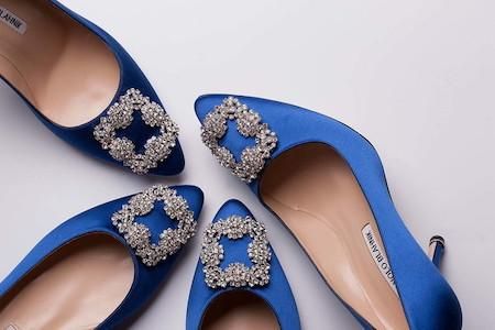 ハンギシ 70 パンプス ロイヤルブルー マノロブラニク