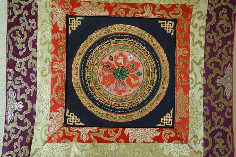 オンマニペメフム｜大阪の仏画（タンカ）通販・販売｜多羅堂