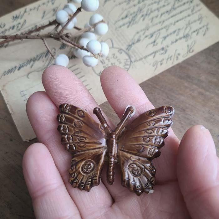 ドイツ蚤の市・ブロカント・蝶々ブローチ・古道具 | 旅するレトロ雑貨