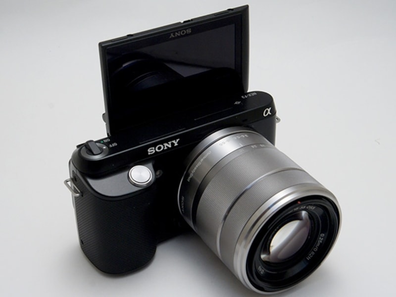 自分撮りを高画質で！ ソニー NEX-F3 レビュー [デジタル一眼カメラ