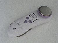 肌への優しさを第一！保湿サポート器ハダクリエ [美容家電・美顔器