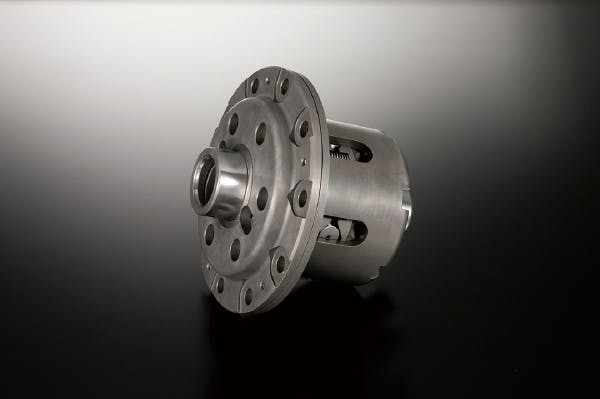 TRD 86 ZN6 後期 機械式 2way L.S.D.?(Limited Slip Differential