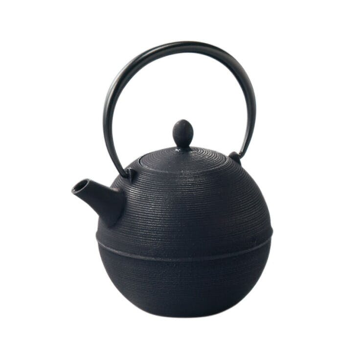 岩鋳 日の丸 黒 鉄瓶 600ml 茶こし付き 藍花 南部鉄器【南部鉄瓶 急須