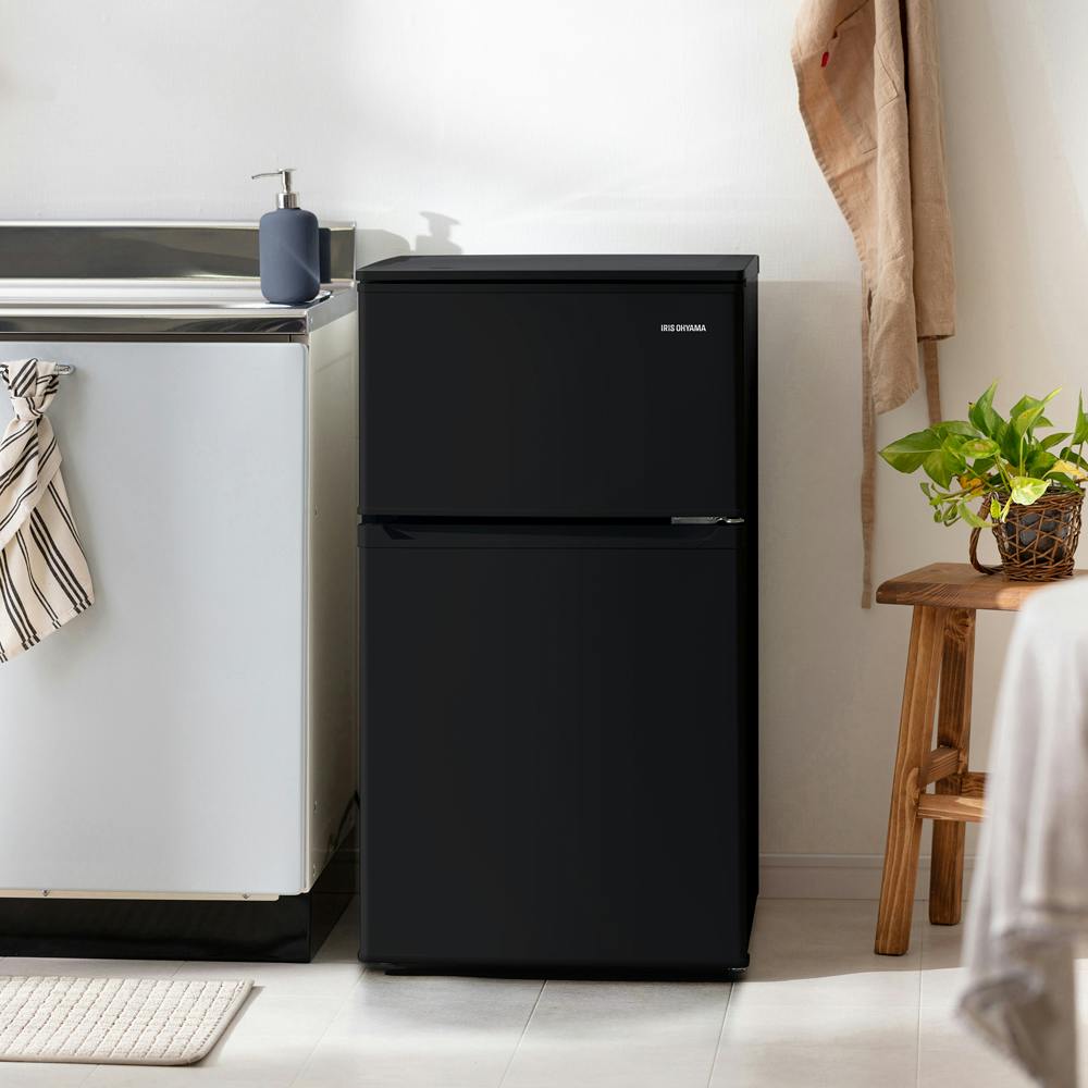 アイリスオーヤマ 冷凍冷蔵庫90L IRSD-9B-B ブラック 冷蔵庫 中容量