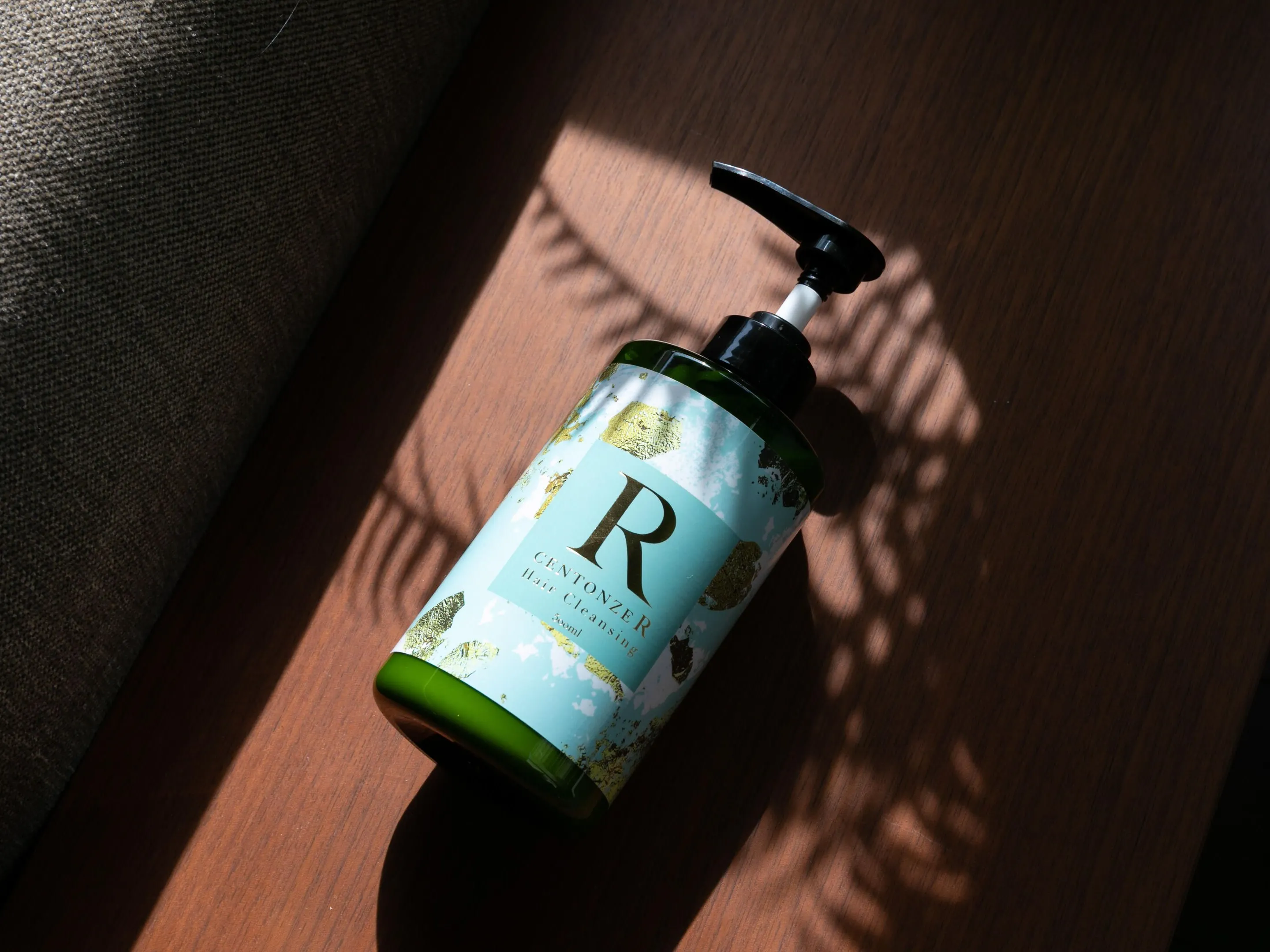 CENTONZE R(チェントンツェアール) - 仕入れ、卸ならグッズ