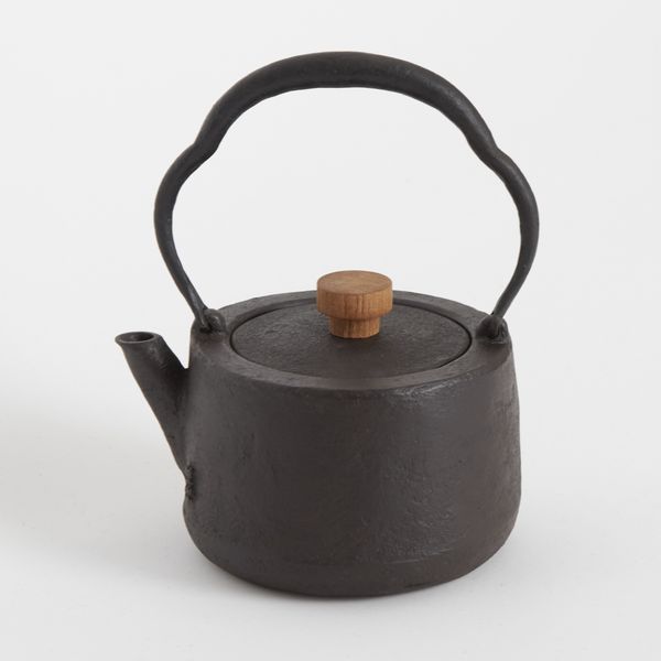 toki no niwa/寸胴鉄瓶 雲丸 -持ち手が熱くならない、お湯をまろやかに