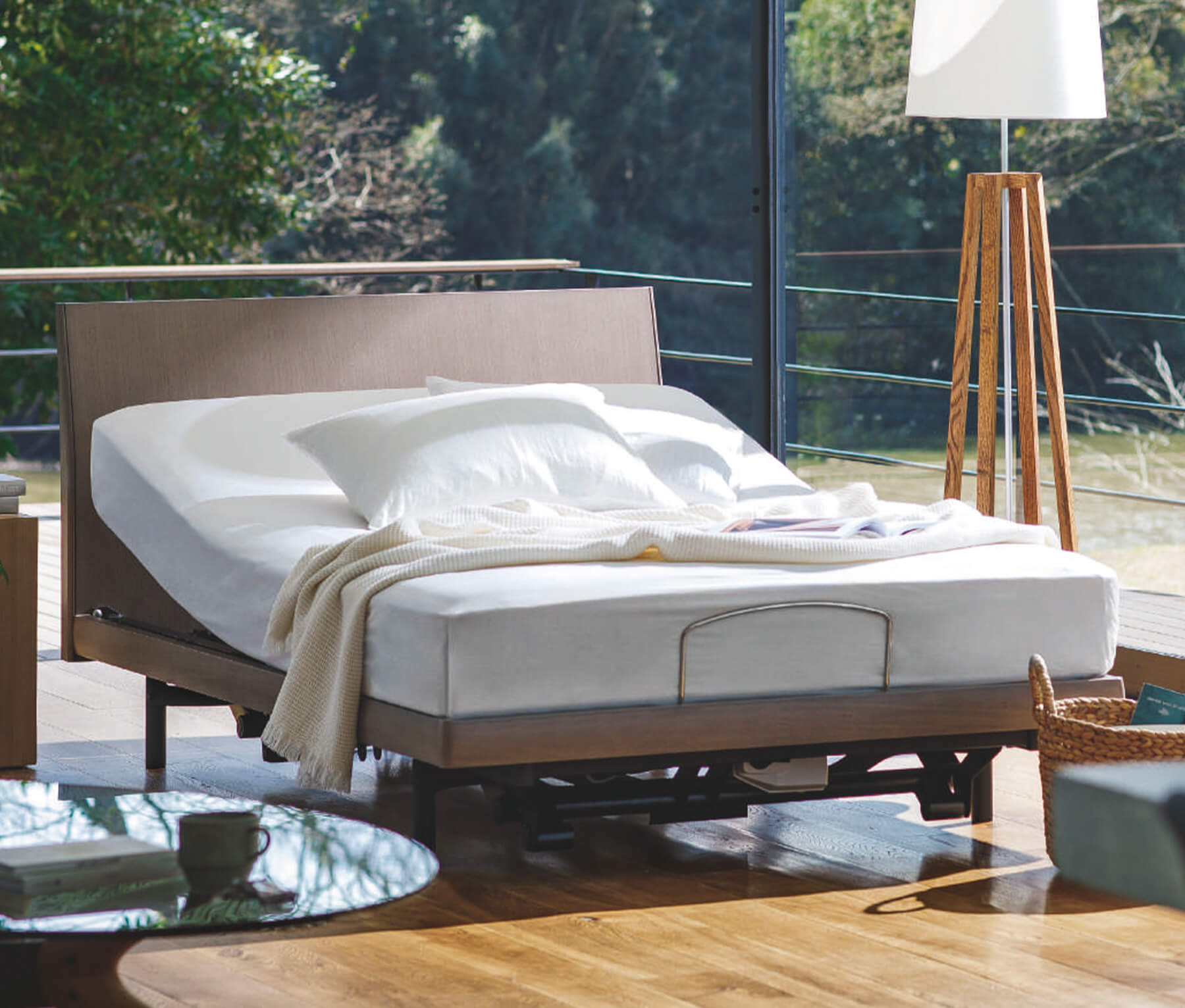 フランスベッドの電動ベッドシリーズ|電動ベッド・リクライニング対応