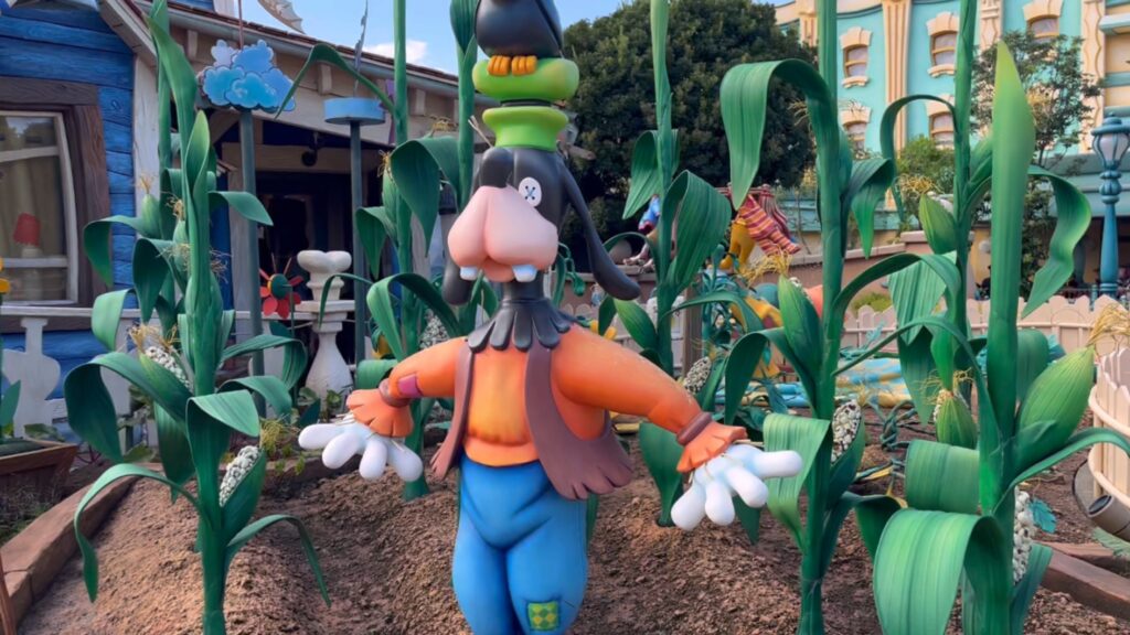 トゥーンタウンのグーフィーハウスにある野菜ギャグと隠れミッキー |