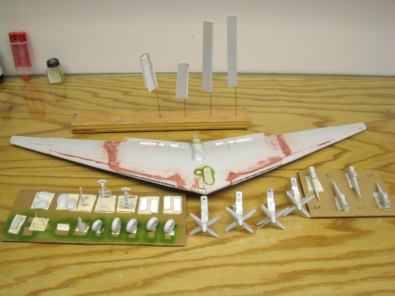 1/72 Scale AMT/ Ertl X/YB-35 Build, Part III – Inch High Guy