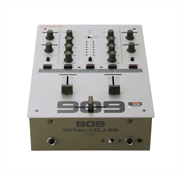 高品質の「Mini innoFADER」を搭載した2チャンネル DJミキサー Roland