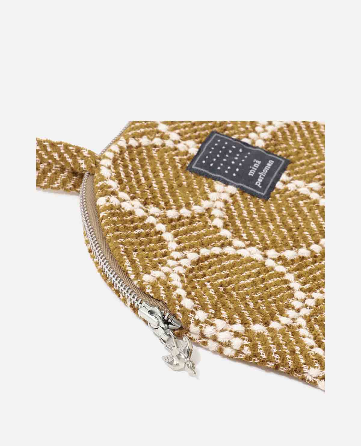 ミナ バッグ マフィン カーキ｜ミナ ペルホネン / minä perhonen 2024