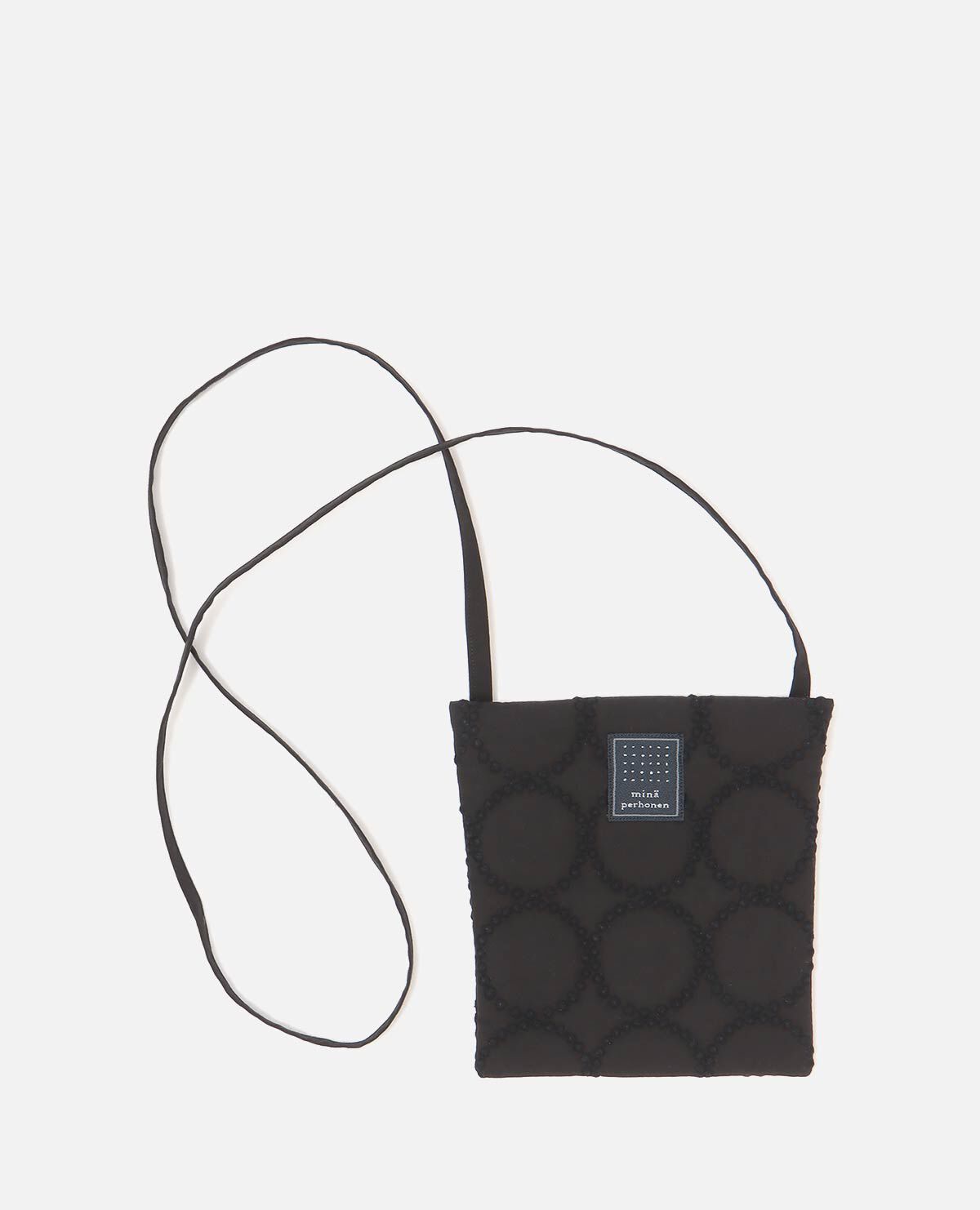 ミナ タンバリン ポケットバッグ ブラック ショルダーバッグ｜ミナ