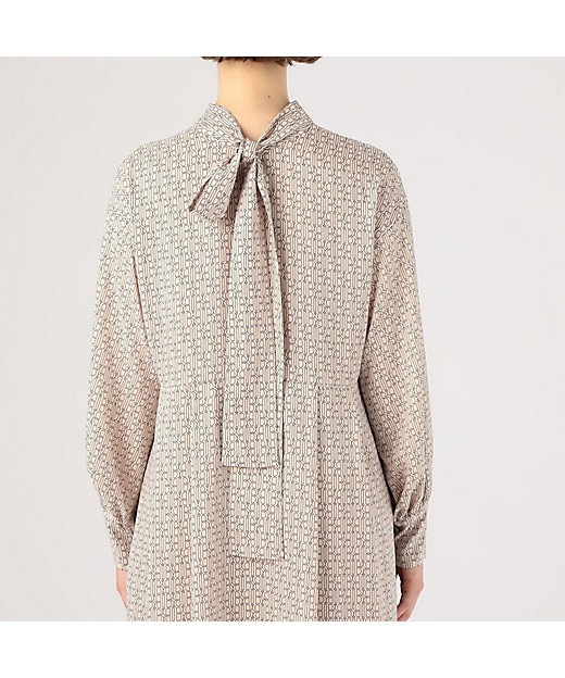 モノグラムプリント フロンタブルボウタイワンピース | maison