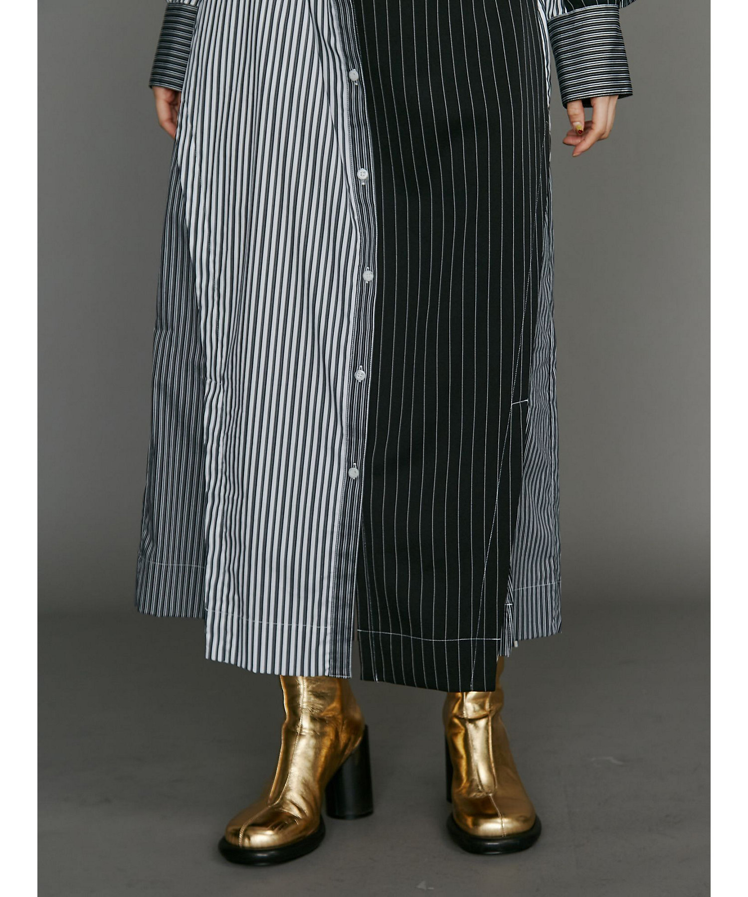 W TRIANGLE TUCK SH OP | UN3D./アンスリード | 三越