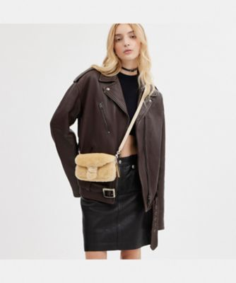 ピロー タビー ショルダー バッグ 18・シアリング | COACH/コーチ