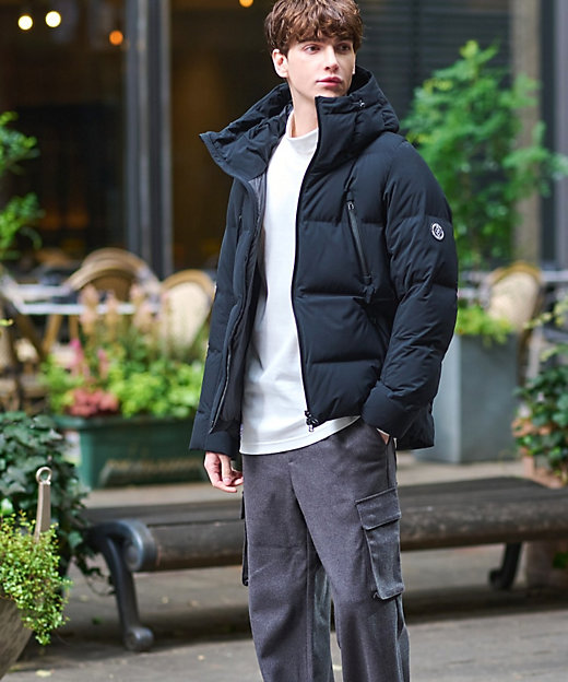 700フィルパワー／高品質ダウン／Safari12月号