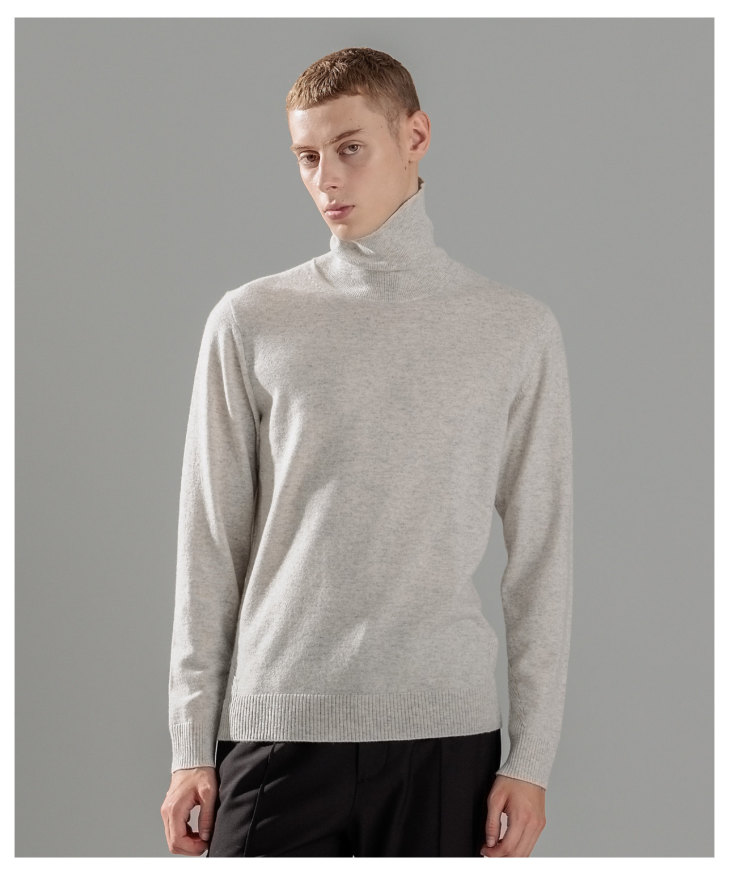 ピュアカシミヤ タートルネックニット（KRJHCW0504