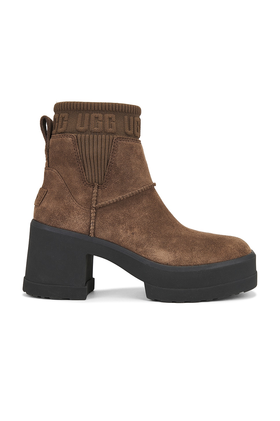 UGG Moxy Chelsea Boot in Dark Toffee | REVOLVE