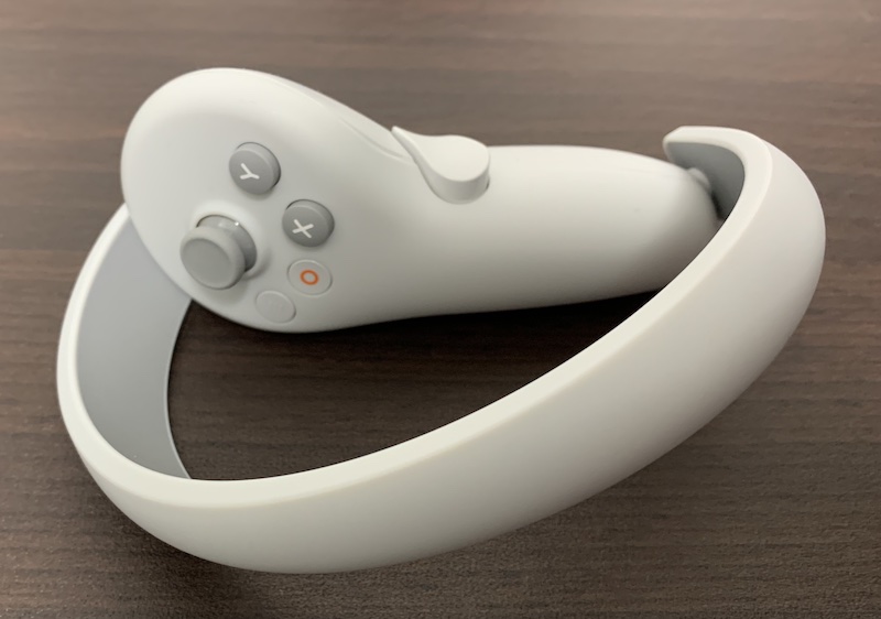 PICO4 VRヘッドセットの開封レビューと付属品を紹介 | いわっちろぐ