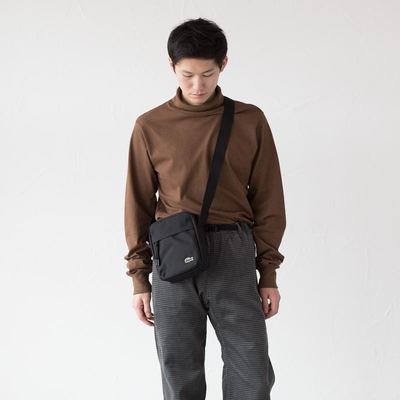 LACOSTE（ラコステ） ネオクロコ バーティカル ジップ カメラバッグ