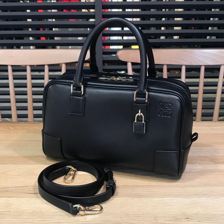 LOEWE（ロエベ） 【新品同様】ロエベ アマソナ23 カーフ ブラック