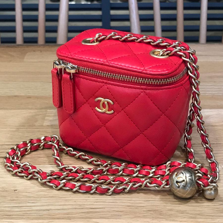 CHANEL（シャネル） 【新品同様】シャネル マトラッセ ココボール ミニ