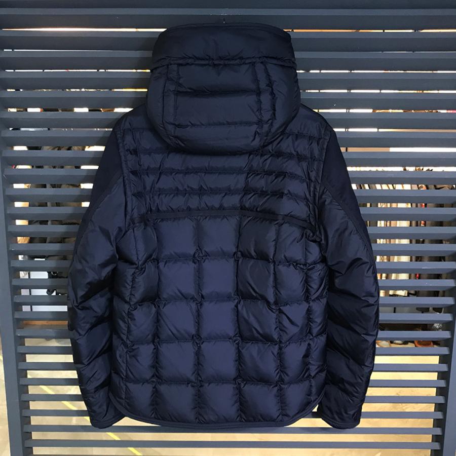 MONCLER（モンクレール） 【超美品】モンクレール ライアン RYAN