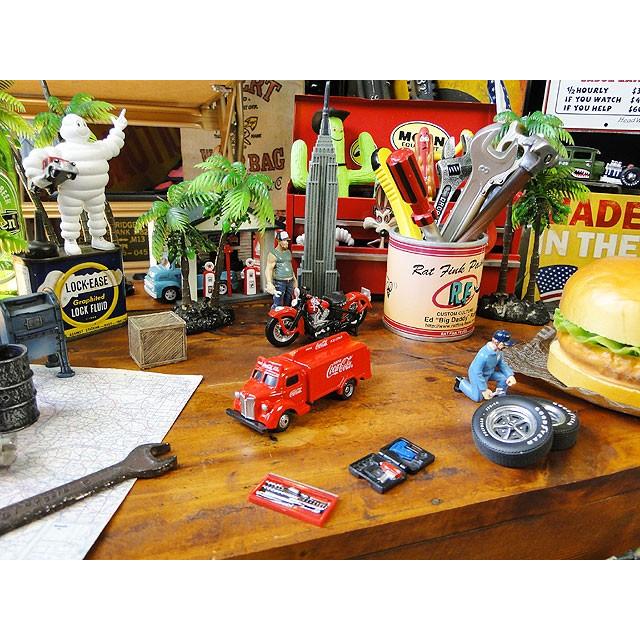 Coca Cola（コカコーラ） ボトルトラック ミニカー 1/87スケール