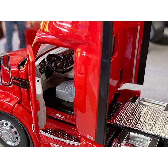 Coca Cola（コカコーラ） ピータービルト・モデル579・デイキャブ