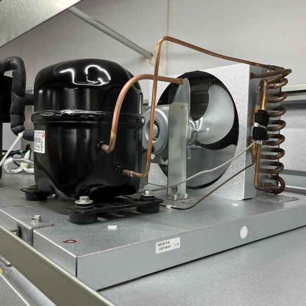 大和冷機 縦型冷蔵庫 食品保管庫 631D-FS 中古 4ヶ月保証 2019年製 単