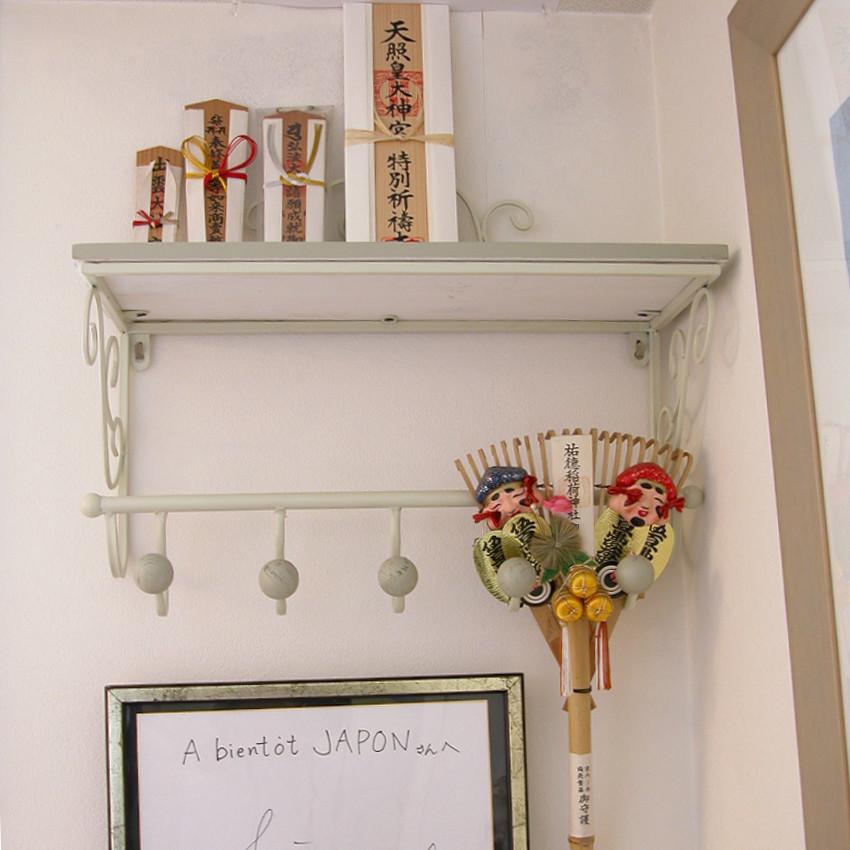 ウォールシェルフ ホワイト シャビーシック 壁掛け飾り棚 アンティーク