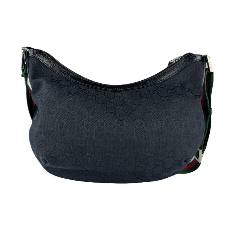 GUCCI（グッチ） 斜め掛けショルダーバッグ GGキャンバス ブラック