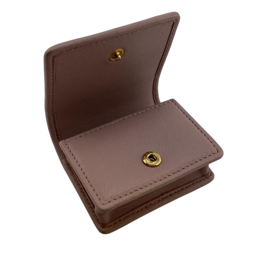 miu miu（ミュウミュウ） マテラッセ AirPods Pro ケース 携帯・スマホ