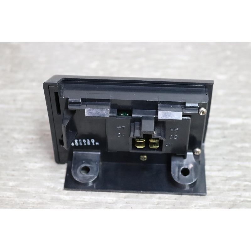 トヨタ（TOYOTA） マーク2 バン GL 後期 (YX78) 純正 時計 デジタル