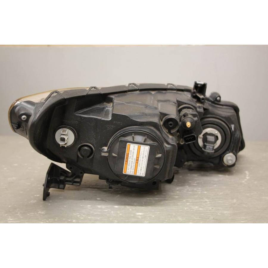 オデッセイ（ODYSSEY） ホンダ (RB3 RB4) 純正 左 HID ヘッドライト