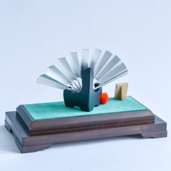 銀製 扇子 松竹梅 F 5.0号・33g ガラスケース付き ( 光則（銀工芸