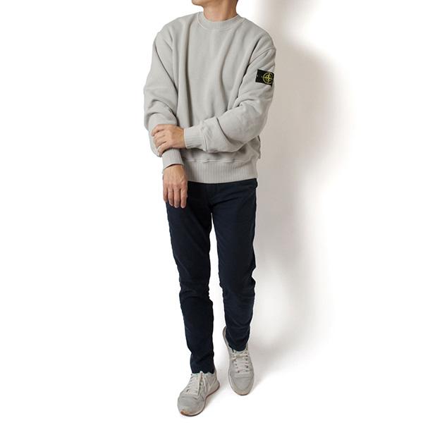 STONE ISLAND（ストーン アイランド） 25AWモデル バッジワッペン付き